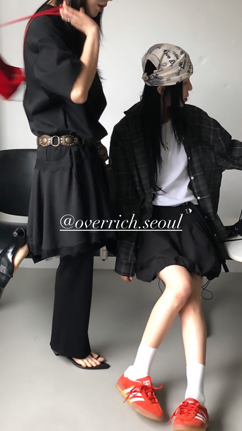 OVER RICH韓國代購女士新款人氣時尚職業熱賣連衣裙蕾絲OVER RICH連衣裙