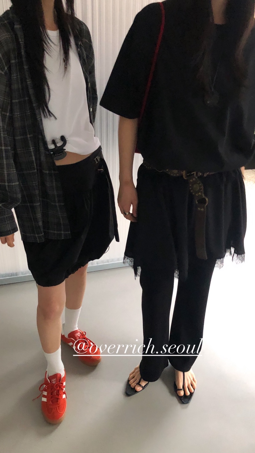 OVER RICH韓國代購女士新款人氣時尚職業熱賣連衣裙蕾絲OVER RICH連衣裙