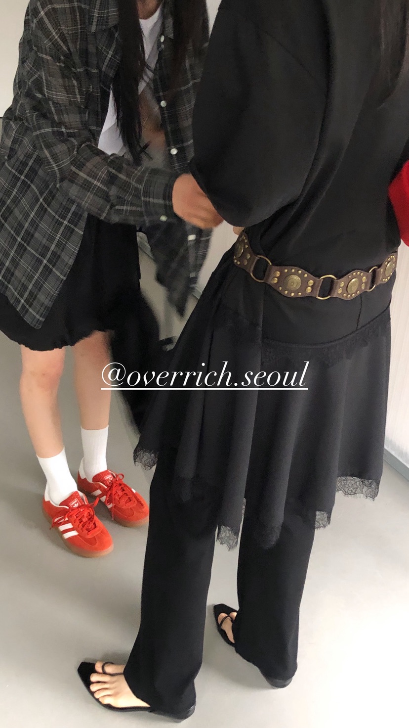 OVER RICH韓國代購女士新款人氣時尚職業熱賣連衣裙蕾絲OVER RICH連衣裙