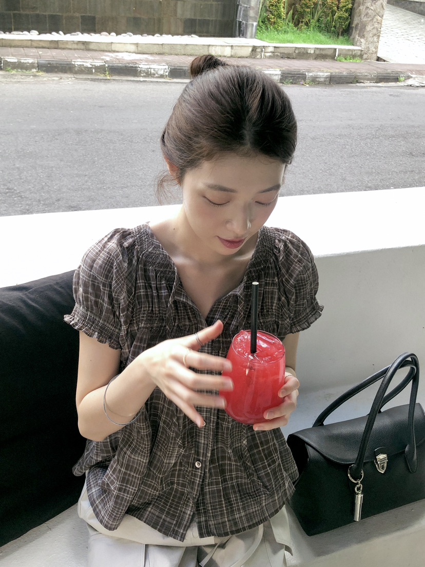 ERUME韓國代購女裝新品時尚人氣職業熱賣推薦26春夏襯衫蕾絲衫ERUME襯衫/蕾絲衫