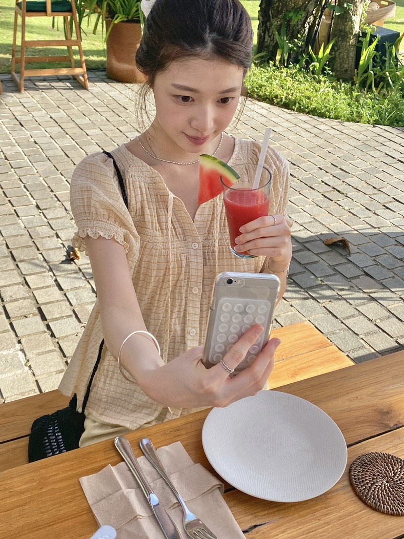 ERUME韓國代購女裝新品時尚人氣職業熱賣推薦26春夏襯衫蕾絲衫ERUME襯衫/蕾絲衫