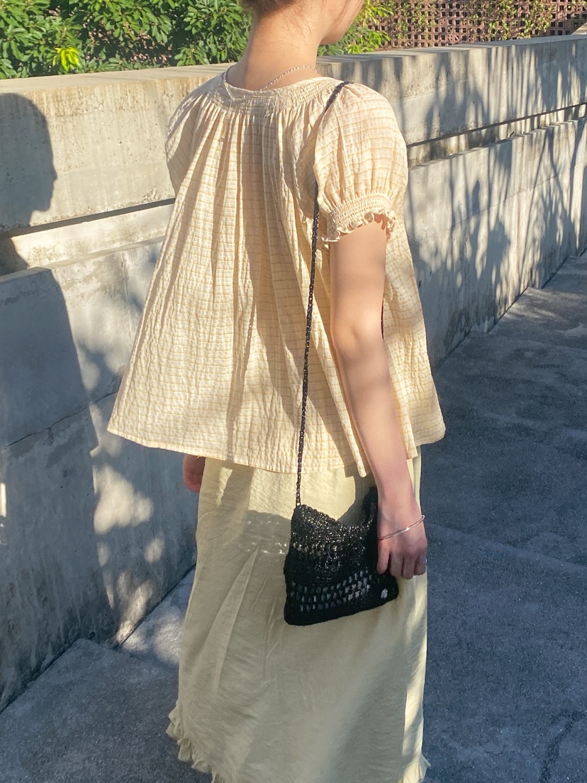 ERUME韓國代購女裝新品時尚人氣職業熱賣推薦26春夏襯衫蕾絲衫ERUME襯衫/蕾絲衫