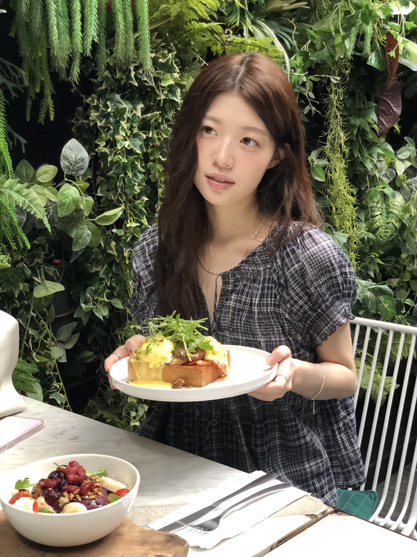 ERUME韓國代購女裝新品時尚人氣職業熱賣推薦26春夏襯衫蕾絲衫ERUME襯衫/蕾絲衫