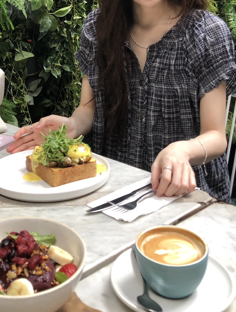 ERUME韓國代購女裝新品時尚人氣職業熱賣推薦26春夏襯衫蕾絲衫ERUME襯衫/蕾絲衫