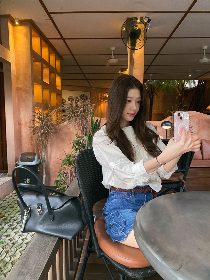 ERUME東大門實拍女士新品人氣職業時尚推薦熱賣襯衫蕾絲衫ERUME襯衫/蕾絲衫