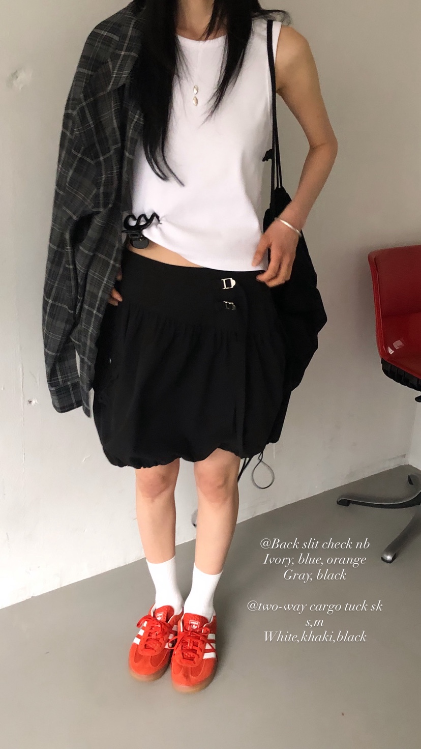 OVER RICH韓國東大門直郵女士新品熱賣襯衫蕾絲衫格紋開衩OVER RICH襯衫/蕾絲衫