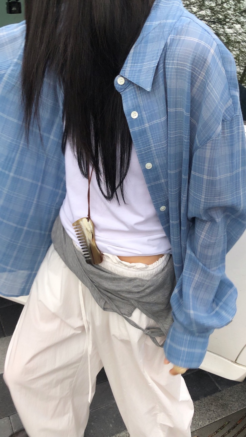 OVER RICH韓國東大門直郵女士新品熱賣襯衫蕾絲衫格紋開衩OVER RICH襯衫/蕾絲衫