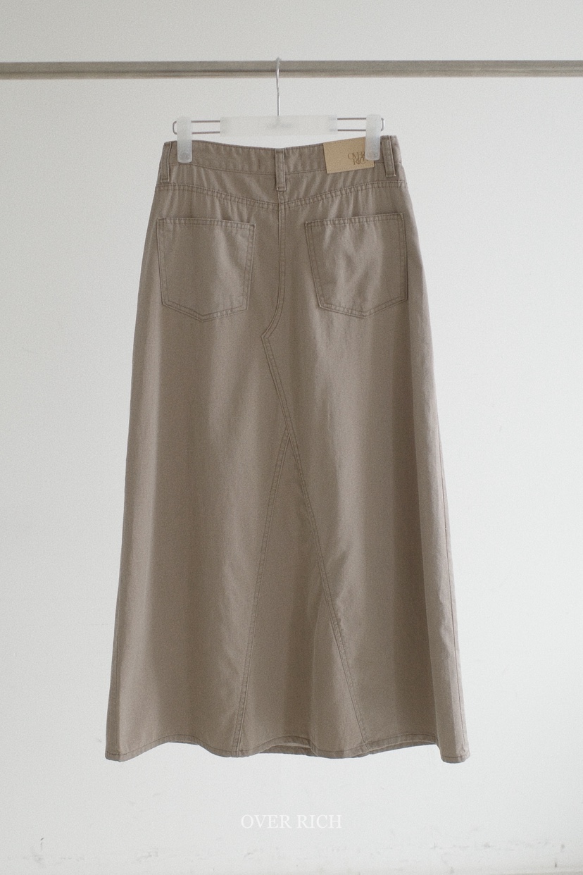 OVER RICH韓國東大門直郵女裝新款時尚26春夏人氣推薦長裙OVER RICH長裙