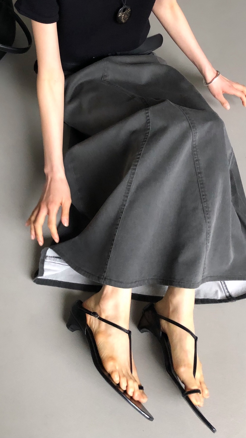 OVER RICH韓國東大門直郵女裝新款時尚26春夏人氣推薦長裙OVER RICH長裙