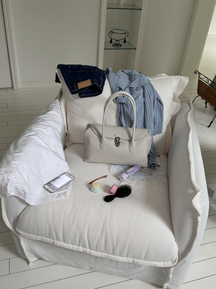 ERUME韓國代購女裝新品職業推薦手拿包腋下包不含小包皮革ERUME手拿包/腋下包