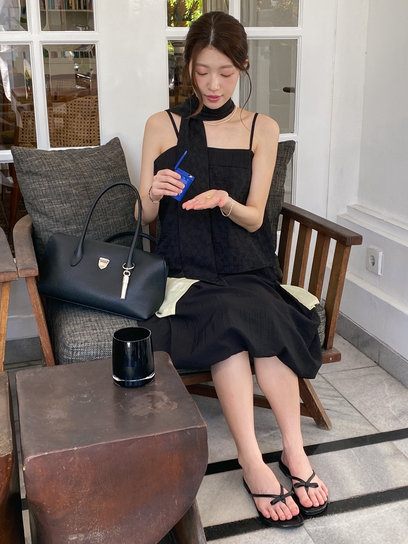 ERUME韓國代購女裝新品職業推薦手拿包腋下包不含小包皮革ERUME手拿包/腋下包