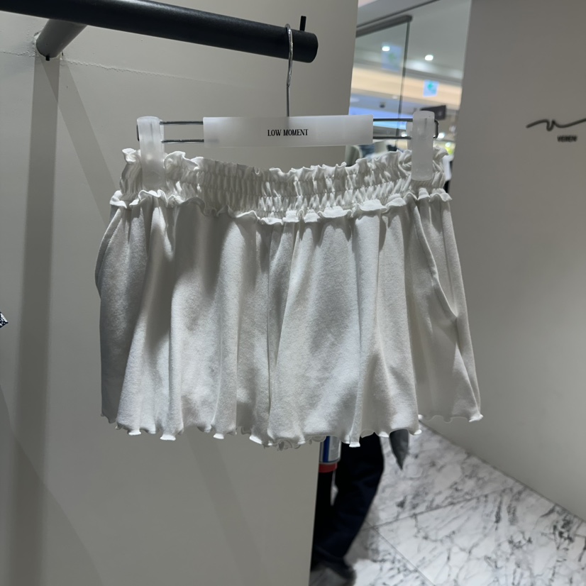 LOW MOMENT韓國東大門代購女士新款人氣職業休閑時尚短褲LOW MOMENT短褲圖色1