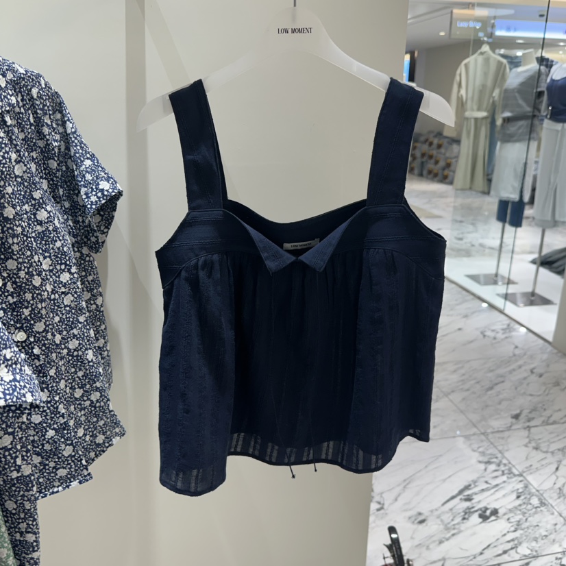 LOW MOMENT韓國東大門直郵女士新款休閑26春夏職業吊帶背心LOW MOMENT吊帶/背心圖色2