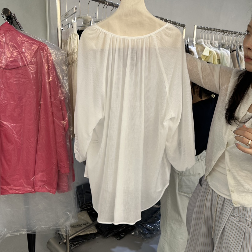 DOUBLE STANDARD/LE SMOKING/MAISONSTAFF韓國直郵女裝新款熱賣襯衫蕾絲衫MAISONSTAFF襯衫/蕾絲衫