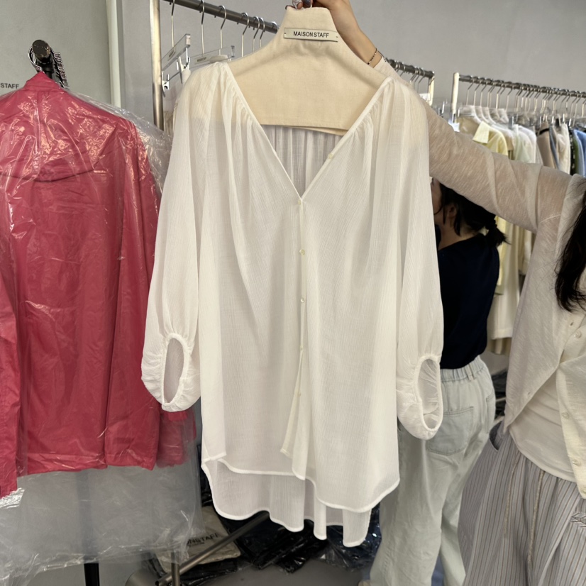 DOUBLE STANDARD/LE SMOKING/MAISONSTAFF韓國直郵女裝新款熱賣襯衫蕾絲衫MAISONSTAFF襯衫/蕾絲衫圖色1