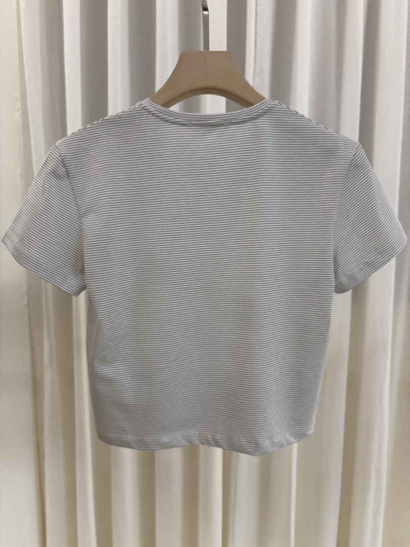 KONI/LAKE-A韓國東大門直郵女裝新款26春夏職業熱賣T恤KONI/Lake SideT恤