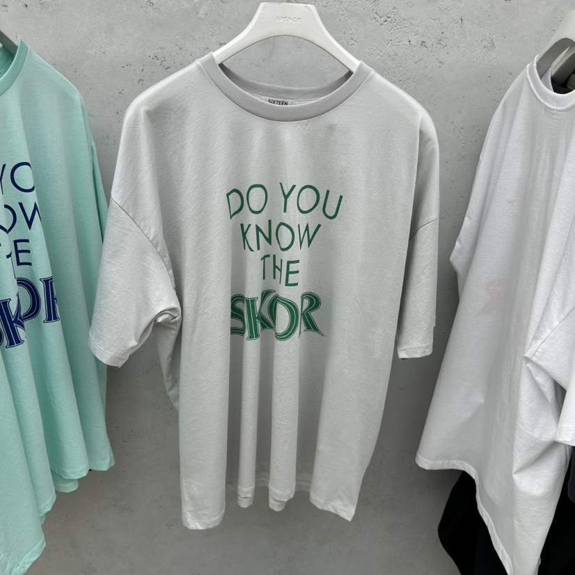 SIXTEEN韓國直郵女士新款休閑26春夏人氣時尚熱賣推薦T恤SIXTEENT恤圖色2