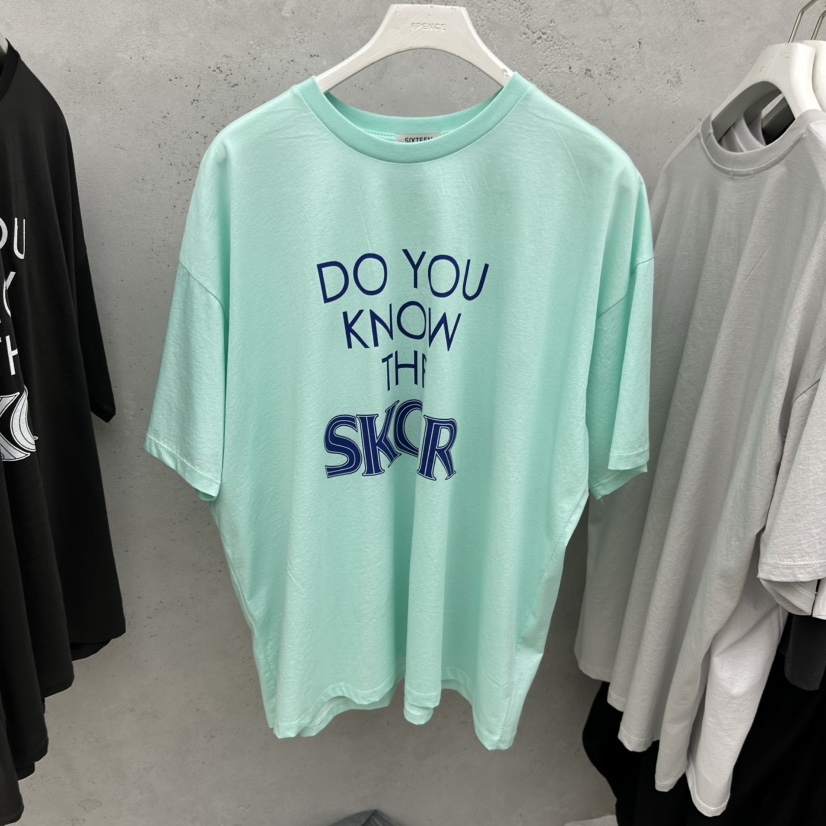 SIXTEEN韓國直郵女士新款休閑26春夏人氣時尚熱賣推薦T恤SIXTEENT恤圖色3