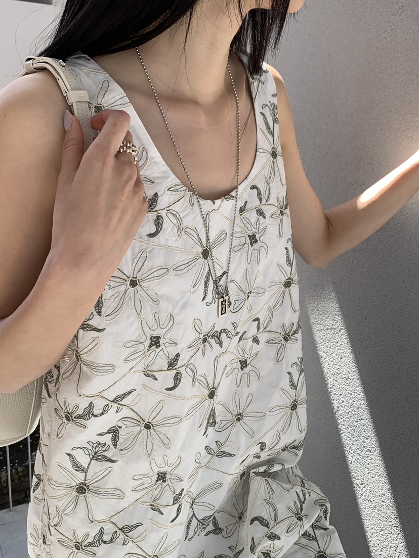 B_GARDER韓國東大門代購女裝新品26春夏休閑時尚連衣裙刺繡B.GARDER連衣裙