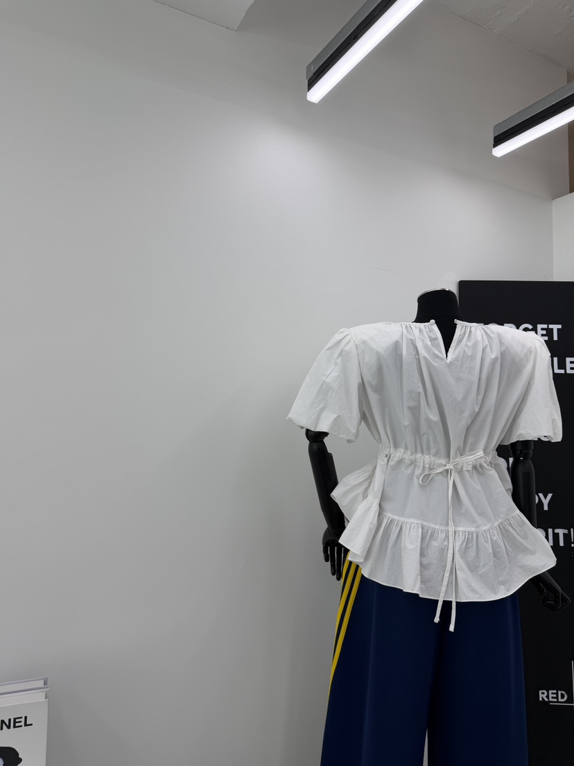 RED-A韓國直郵女裝新品時尚人氣職業推薦襯衫蕾絲衫泡泡袖RED-A襯衫/蕾絲衫