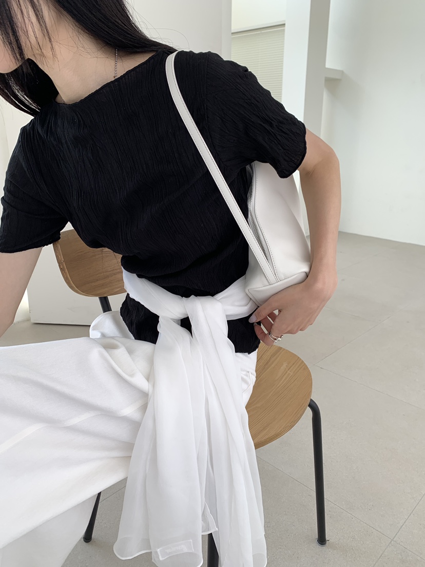 B_GARDER韓國直郵女士新款人氣休閑熱賣襯衫蕾絲衫褶裥羅紋B.GARDER襯衫/蕾絲衫