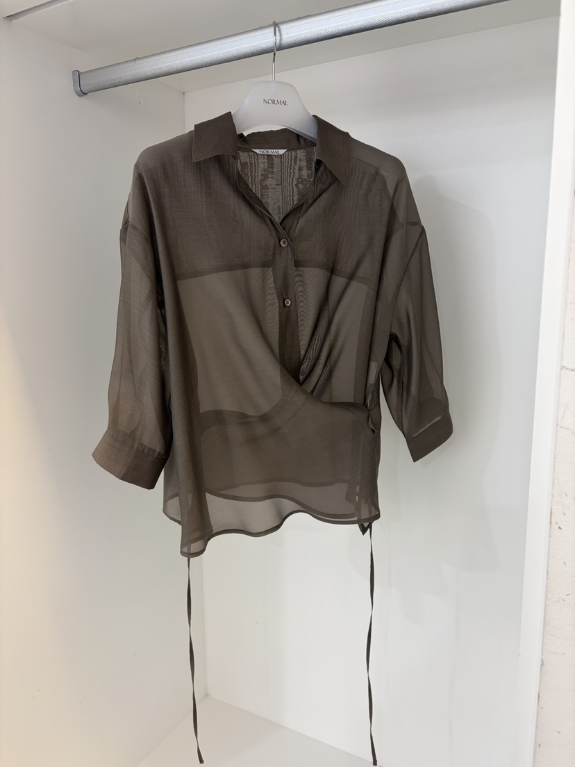 NORMAL韓國代購女士新款26春夏職業休閑時尚熱賣襯衫蕾絲衫NORMAL襯衫/蕾絲衫圖色2