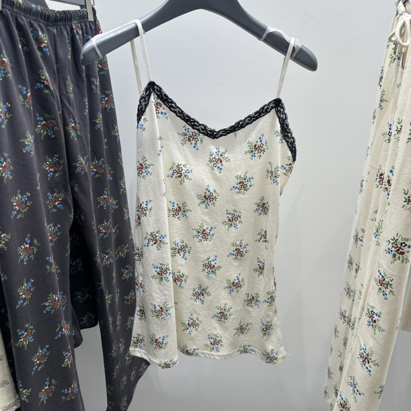 TARABY MOTION韓國直郵實拍女士新品26春夏時尚吊帶背心TARABY MOTION吊帶/背心圖色2