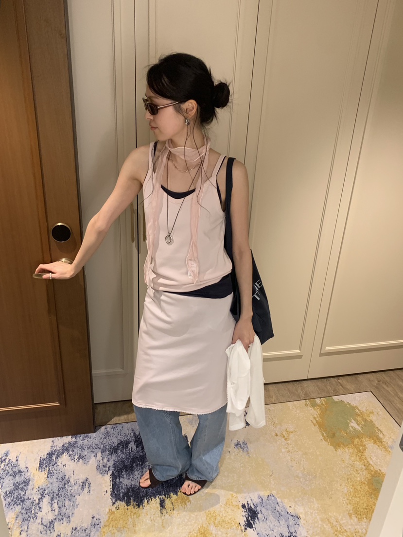 LOFN韓國直郵女士新款推薦時尚人氣熱賣26春夏職業吊帶背心LOFN吊帶/背心