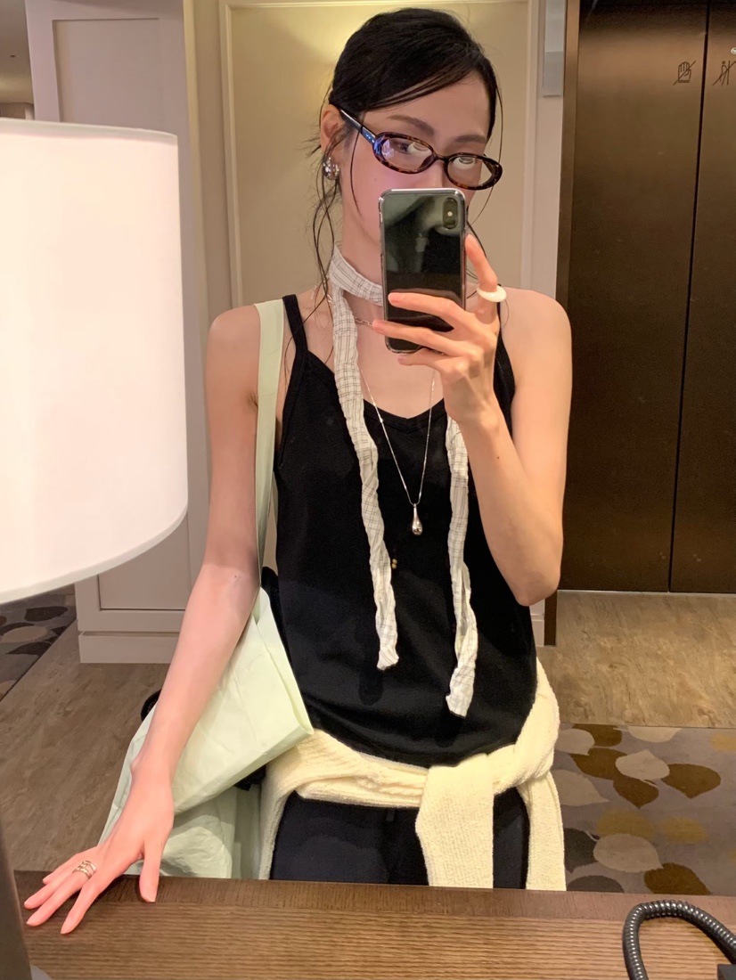 LOFN韓國直郵女士新款推薦時尚人氣熱賣26春夏職業吊帶背心LOFN吊帶/背心