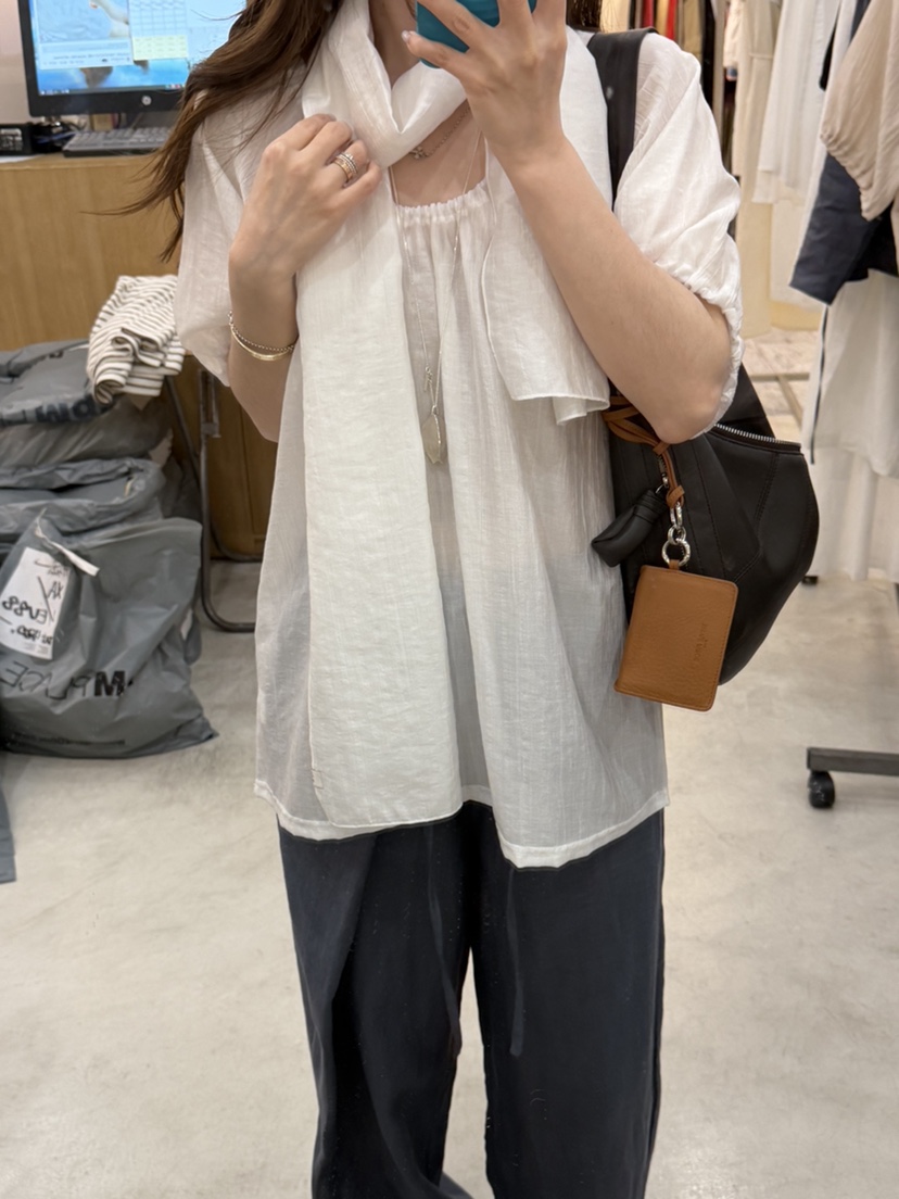 THE EYL韓國東大門直郵女士新款推薦熱賣襯衫蕾絲衫含圍巾THE EYL襯衫/蕾絲衫