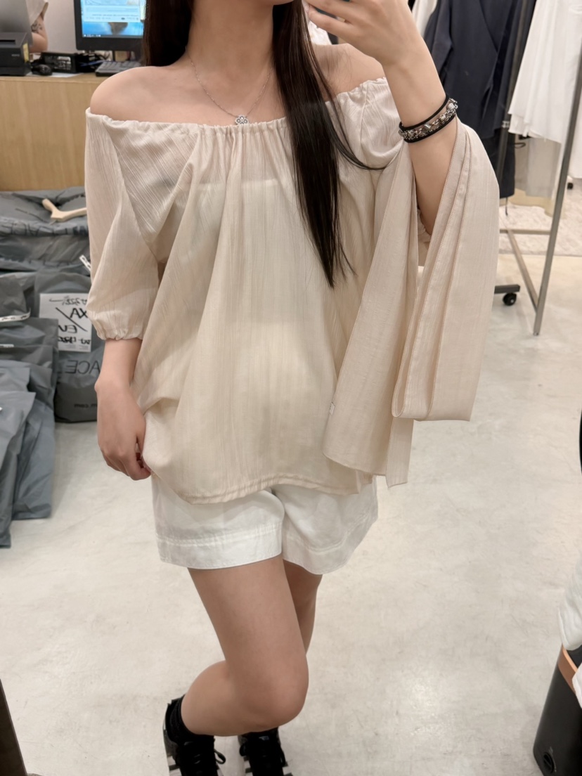 THE EYL韓國東大門直郵女士新款推薦熱賣襯衫蕾絲衫含圍巾THE EYL襯衫/蕾絲衫