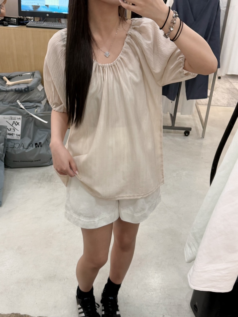 THE EYL韓國東大門直郵女士新款推薦熱賣襯衫蕾絲衫含圍巾THE EYL襯衫/蕾絲衫