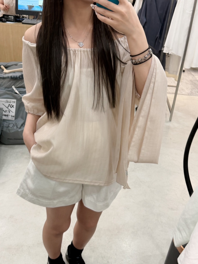 THE EYL韓國東大門直郵女士新款推薦熱賣襯衫蕾絲衫含圍巾THE EYL襯衫/蕾絲衫