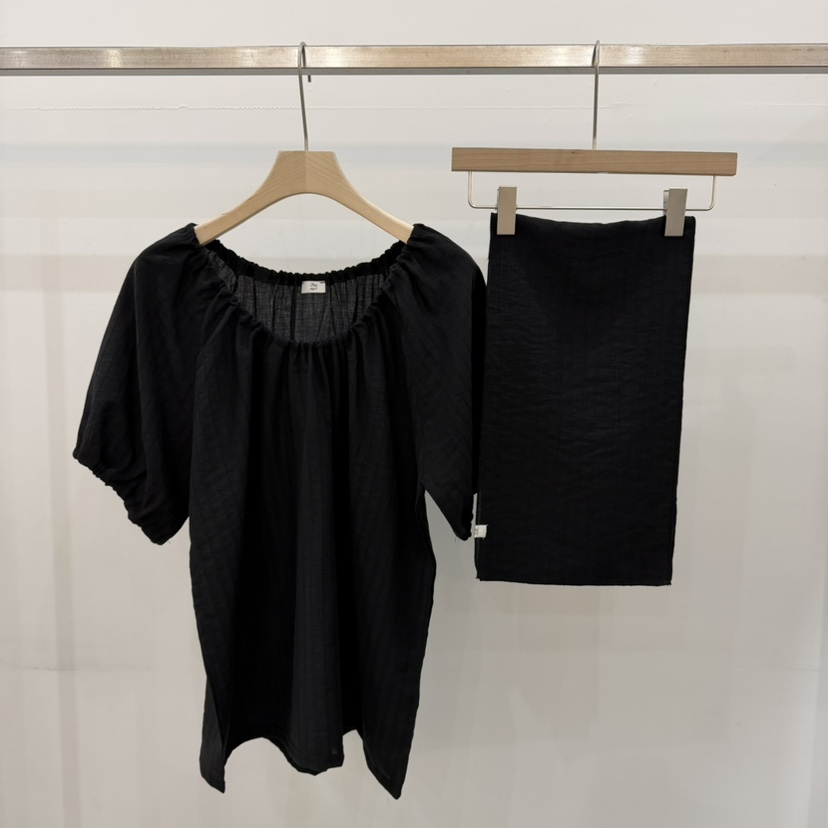 THE EYL韓國東大門直郵女士新款推薦熱賣襯衫蕾絲衫含圍巾THE EYL襯衫/蕾絲衫圖色3