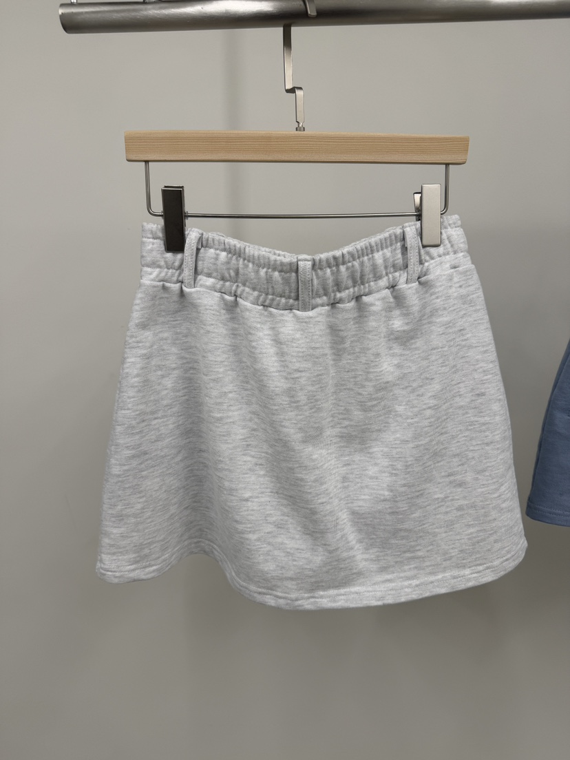 NOB韓國直郵實拍女士新品推薦熱賣26春夏時尚職業人氣短裙NOB短裙