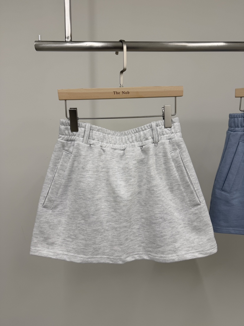 NOB韓國直郵實拍女士新品推薦熱賣26春夏時尚職業人氣短裙NOB短裙圖色2