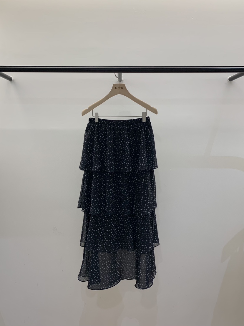 LA CREME韓國直郵實拍女裝新款熱賣26春夏推薦長裙花朵雪紡LA CREME長裙圖色1