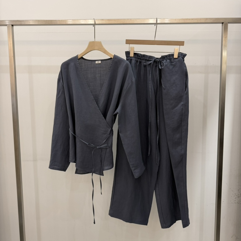 THE EYL韓國代購女裝新品時尚職業推薦熱賣人氣襯衫蕾絲衫THE EYL襯衫/蕾絲衫