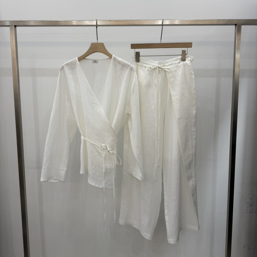 THE EYL韓國代購女裝新品時尚職業推薦熱賣人氣襯衫蕾絲衫THE EYL襯衫/蕾絲衫