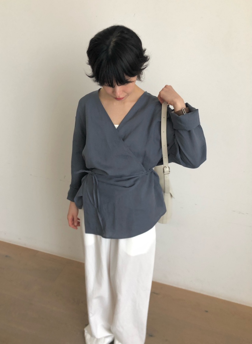 THE EYL韓國代購女裝新品時尚職業推薦熱賣人氣襯衫蕾絲衫THE EYL襯衫/蕾絲衫