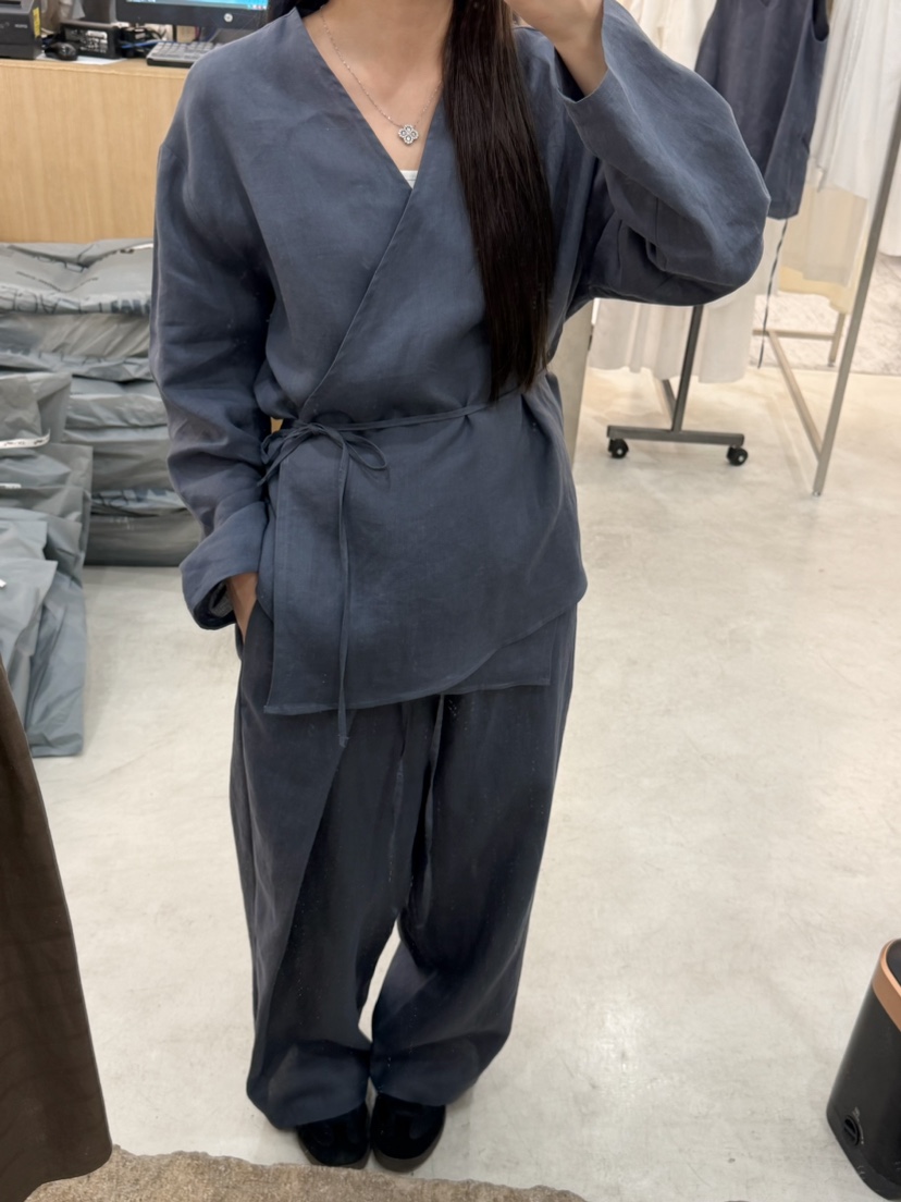 THE EYL韓國代購女裝新品時尚職業推薦熱賣人氣襯衫蕾絲衫THE EYL襯衫/蕾絲衫