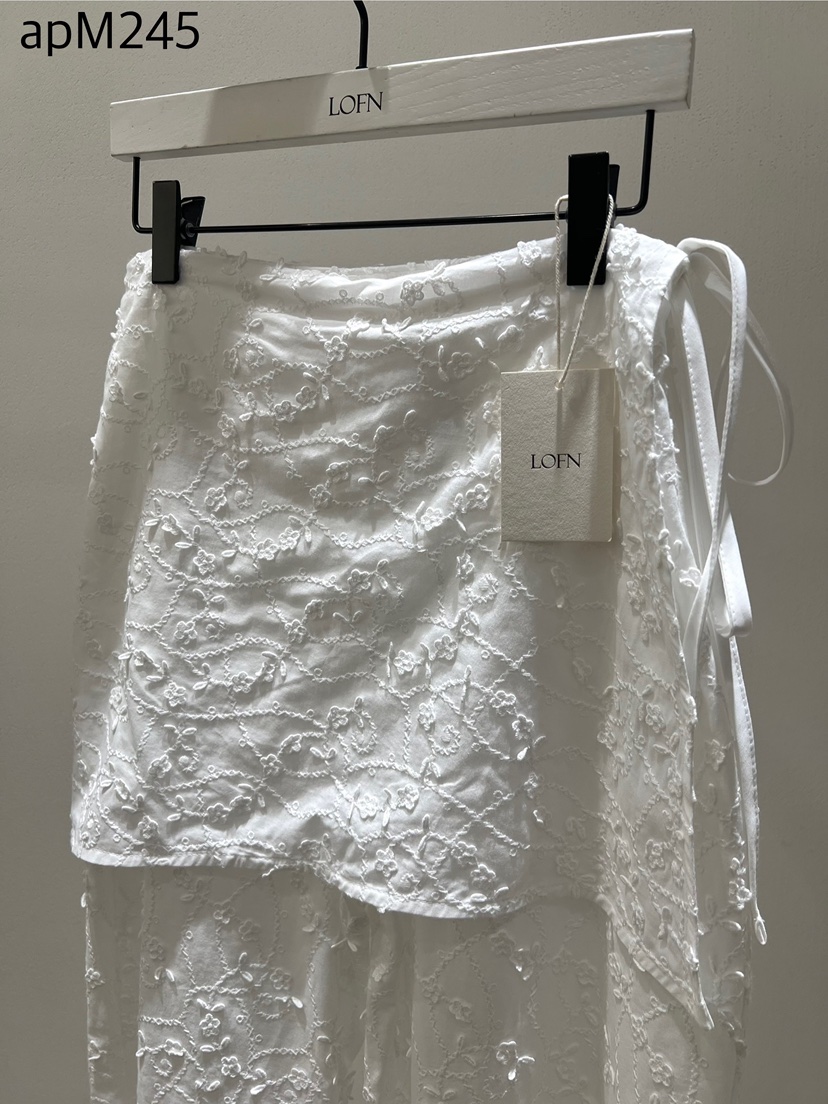 LOFN韓國代購女士新款推薦職業人氣26春夏熱賣時尚休閑裙褲LOFN裙褲