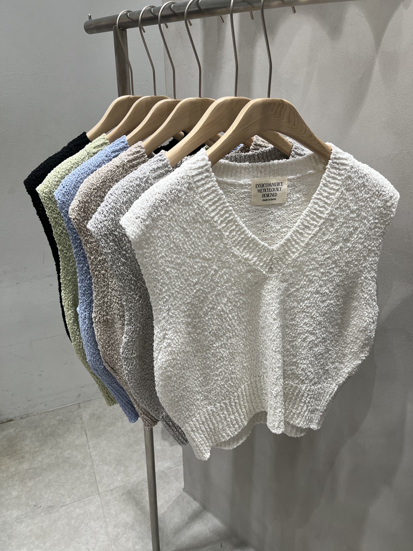 EVERCOMMERCE METICULOUSLY DESIGNED韓國東大門代購女士新款推薦吊帶背心EVERCOMMERCE METICULOUSLY DESIGNED吊帶/背心