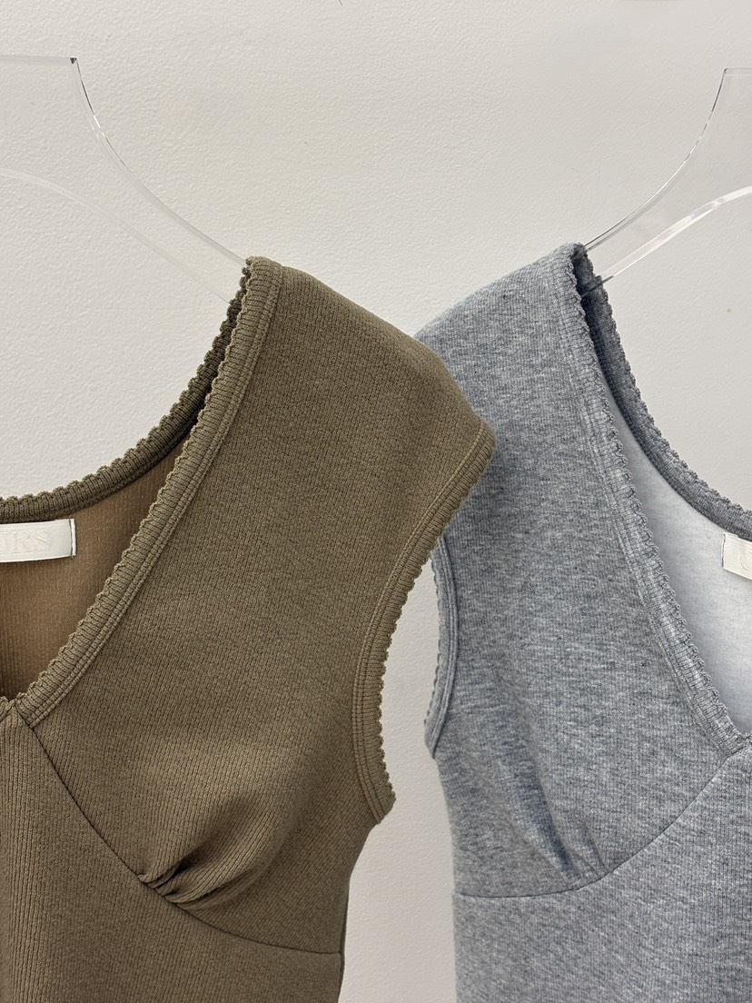 OURS韓國東大門代購女裝新品26春夏熱賣推薦人氣時尚職業T恤OURST恤