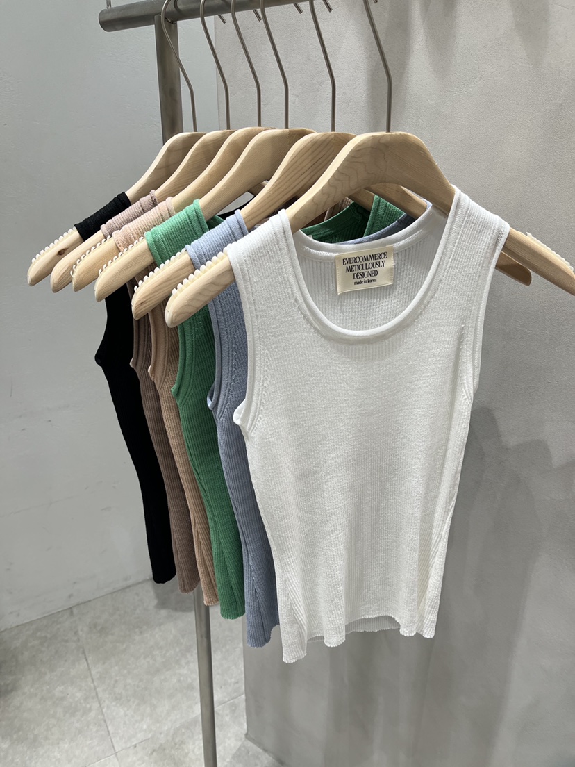 EVERCOMMERCE METICULOUSLY DESIGNED韓國東大門直郵女士新款26春夏吊帶背心EVERCOMMERCE METICULOUSLY DESIGNED吊帶/背心