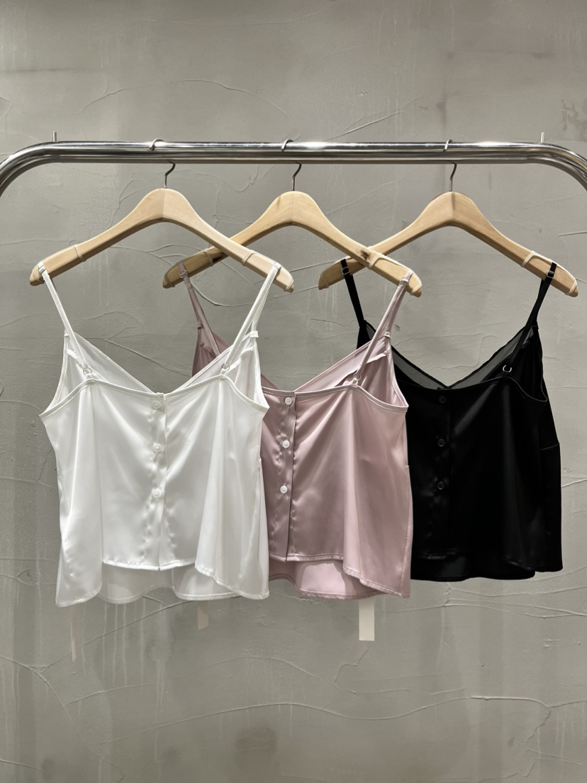 INSSENSE-A韓國東大門直郵女裝新品推薦吊帶背心紐扣緞面INSSENSE-A吊帶/背心
