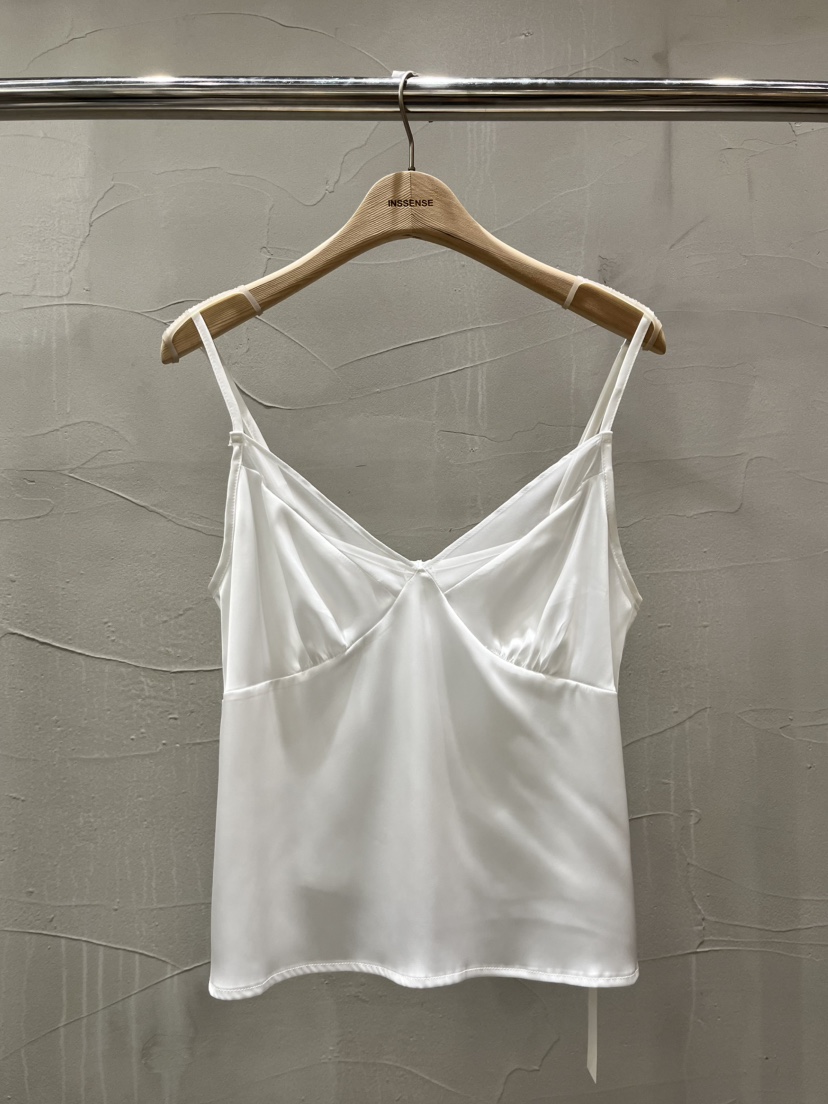 INSSENSE-A韓國東大門直郵女裝新品推薦吊帶背心紐扣緞面INSSENSE-A吊帶/背心圖色2