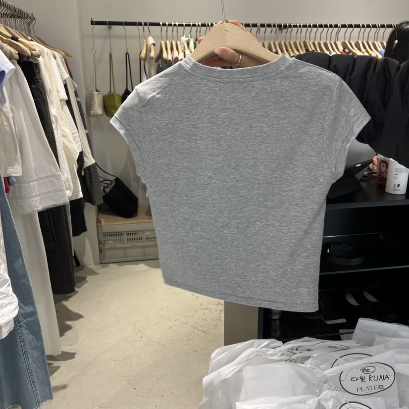 PLATE韓國東大門直郵女裝新款職業人氣時尚熱賣休閑推薦T恤PLATET恤