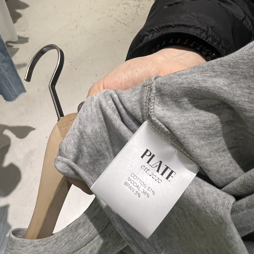 PLATE韓國東大門直郵女裝新款職業人氣時尚熱賣休閑推薦T恤PLATET恤