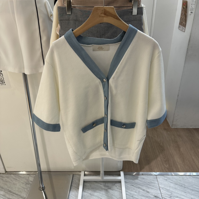 ABLESTUDIO韓國東大門直郵女裝新款人氣26春夏推薦針織衫ABLESTUDIO針織衫圖色1